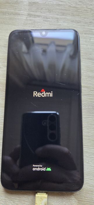 Redmi 7 na części.