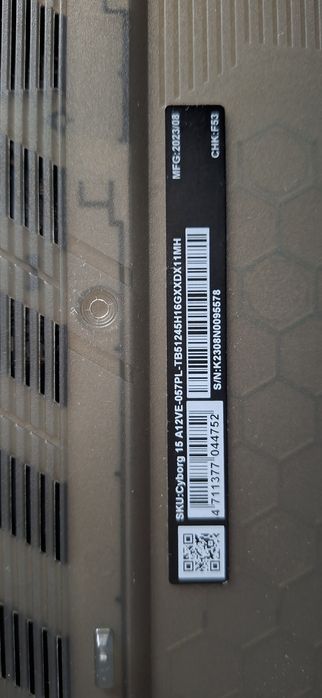 Laptop MSI Cyborg 15 A12VE