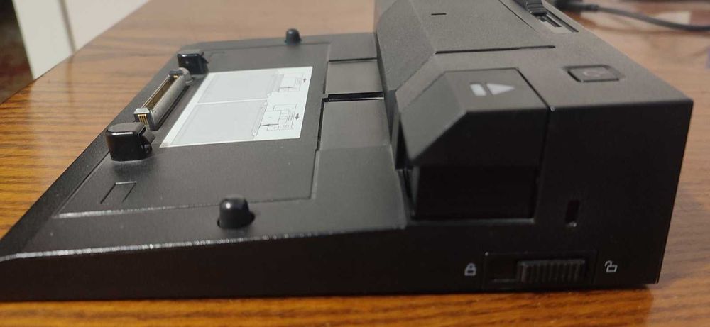 Док станция  ноутбуков DELL