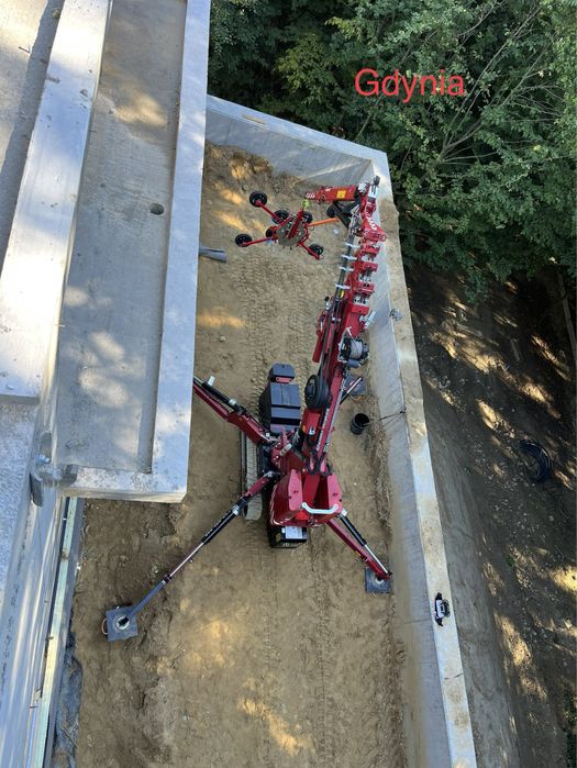 Wynajem mini żurawia HOEFLON C 10