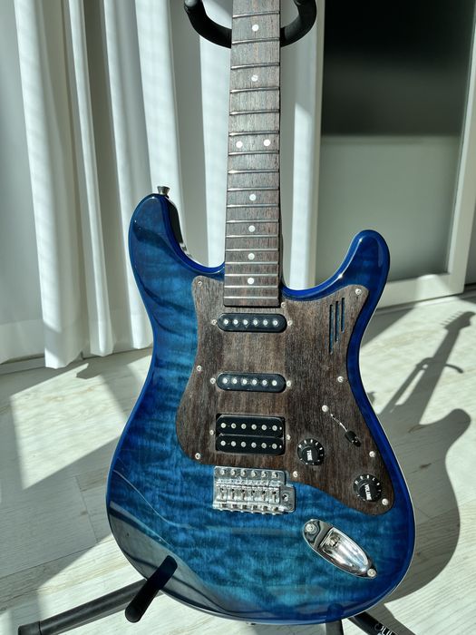 Elektryczna Gitara MAGNETO