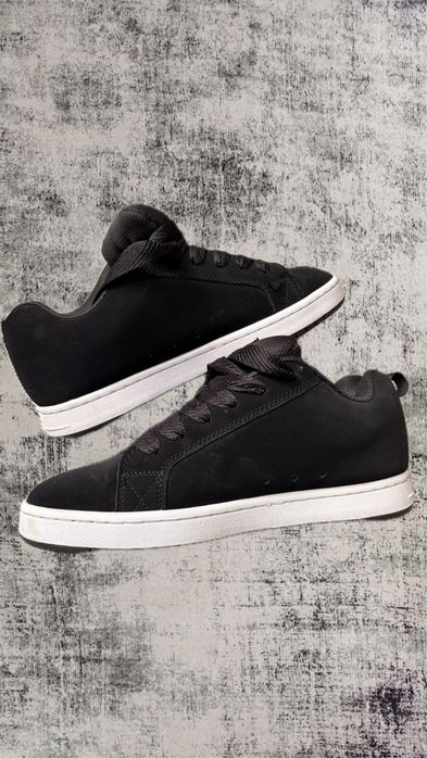 Dc Shoes Court Graffik 42 Czarno Czerwone