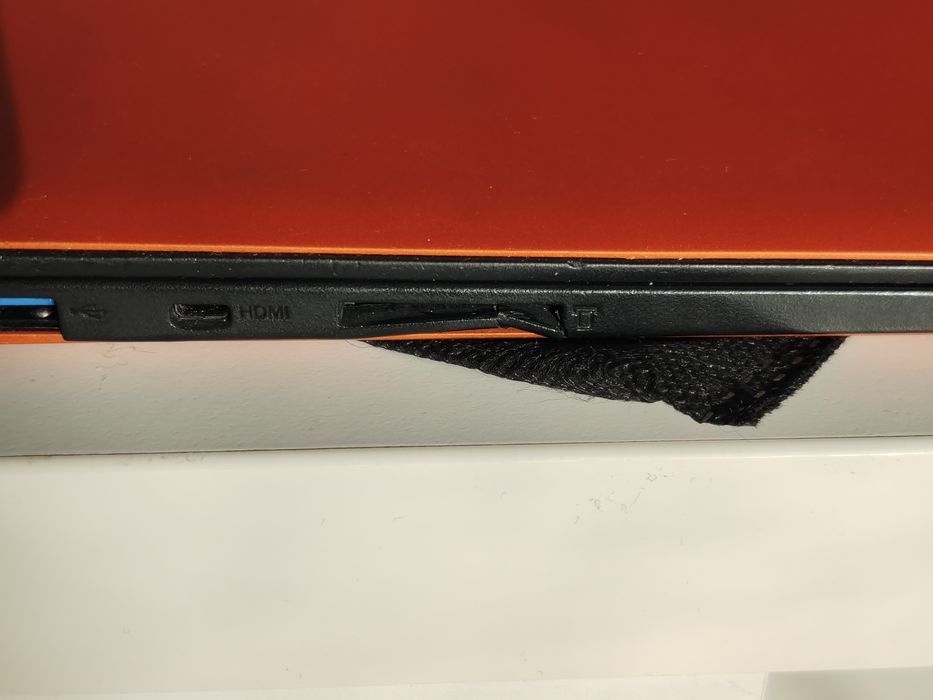 Lenovo Yoga 2 Pro i5-4210 1.7/ 4GB / 128GB