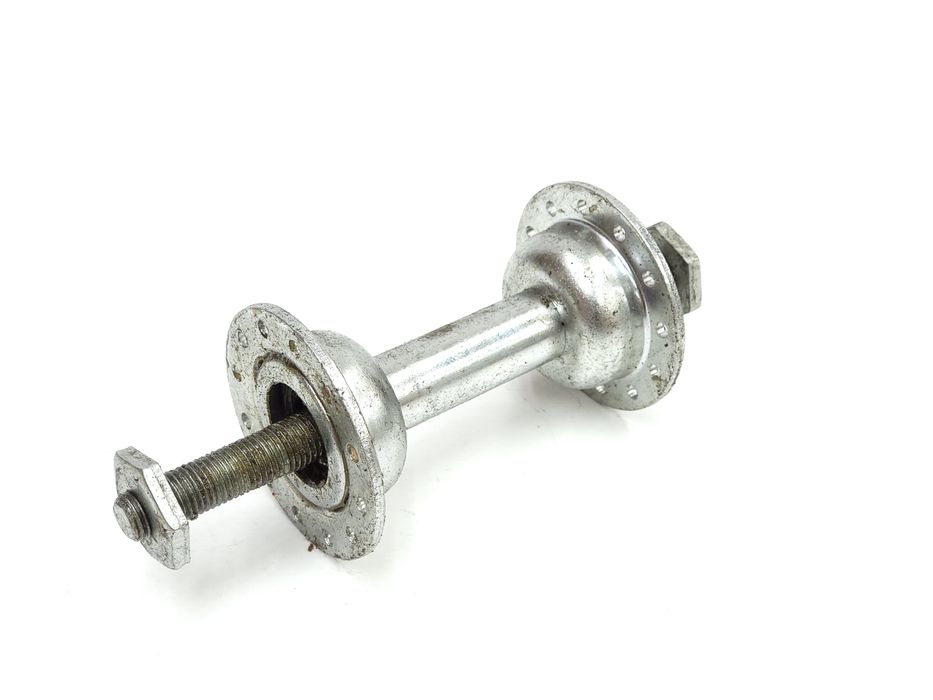 NOWA Niekompletna piasta koła przedniego 24 szprychy Romet Universal