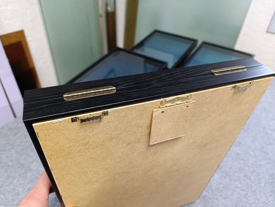 Вітрина під експонати 350:450:40 мм