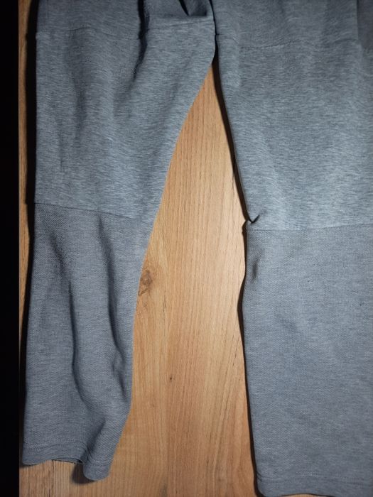 Szare spodnie dresowe męskie Puma