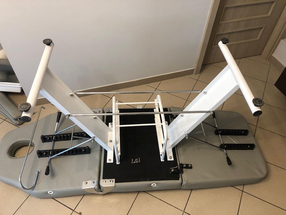 Fotel kosmetyczny z kuwetami BW-262A