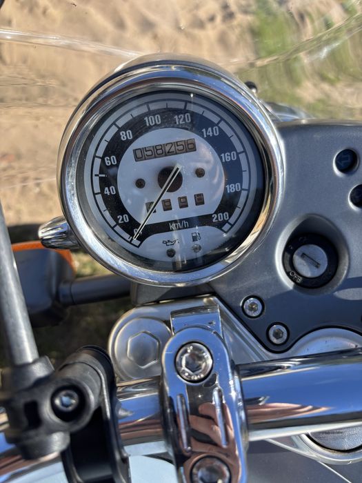 BMW R 1200 C Avantgarde Bond