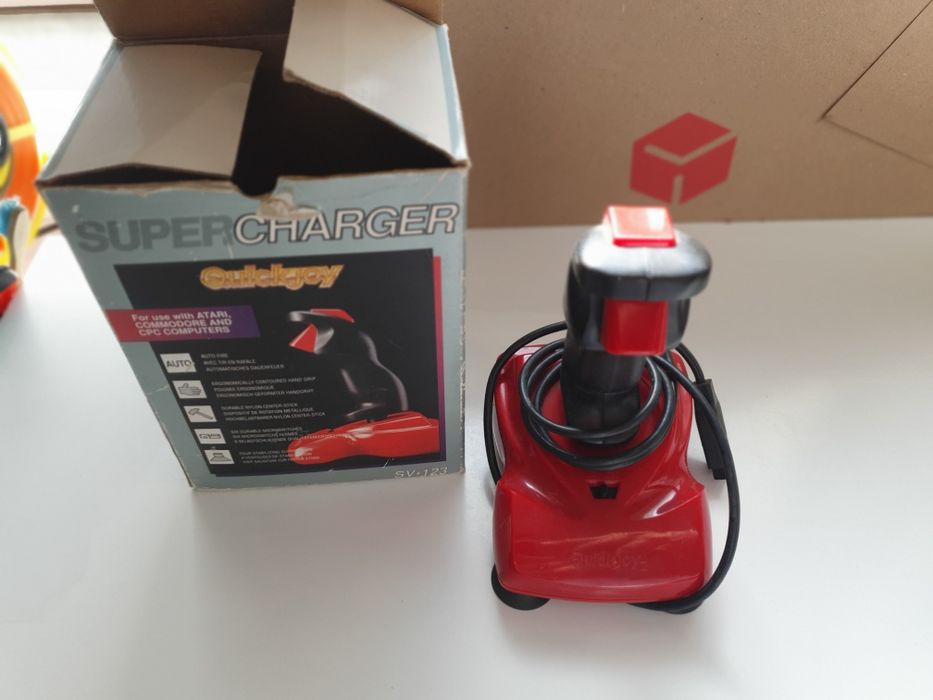 QuickJoy SuperCharger SV-123 BOX Amiga Atari Commodore C64