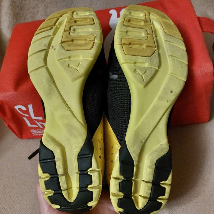 Кросівки пума Ferari.