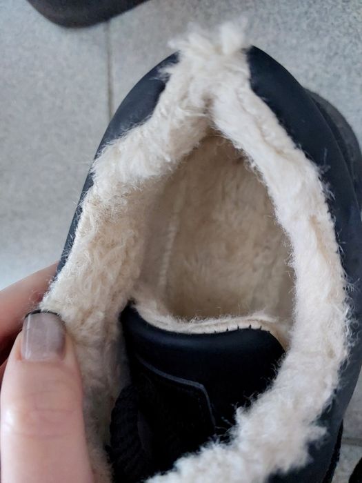 Продам ботінки з утепленням