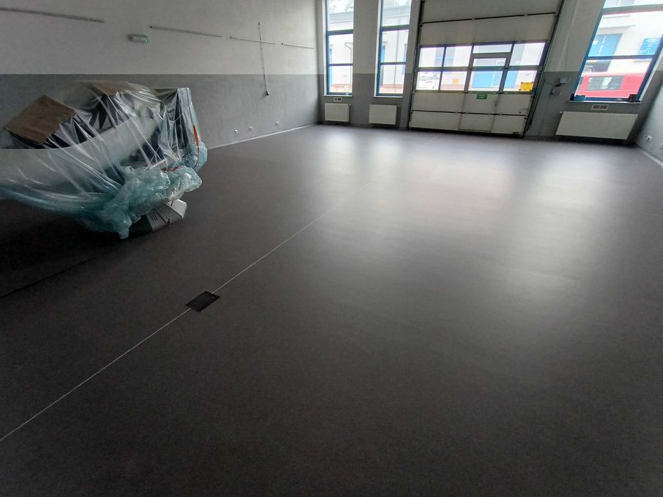 Posadzki żywiczne , profile , kamienny dywan