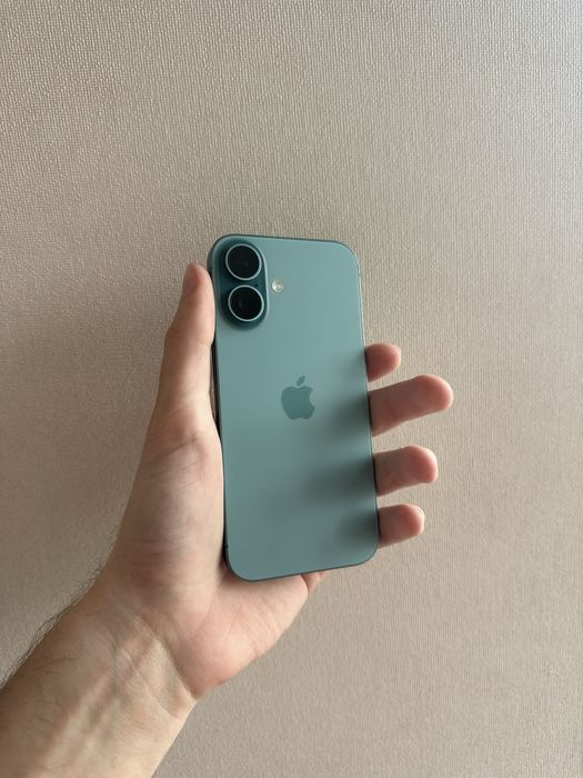 IPhone 16/128 Teal e-Sim