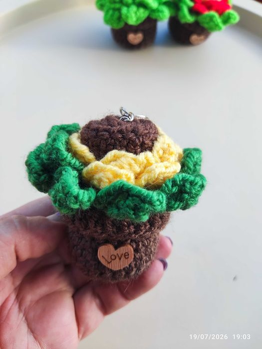 Flor em Crochê no Vaso