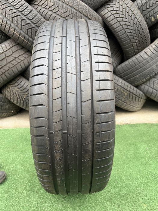 Opona Pirelli 245/50/19 pojedynka