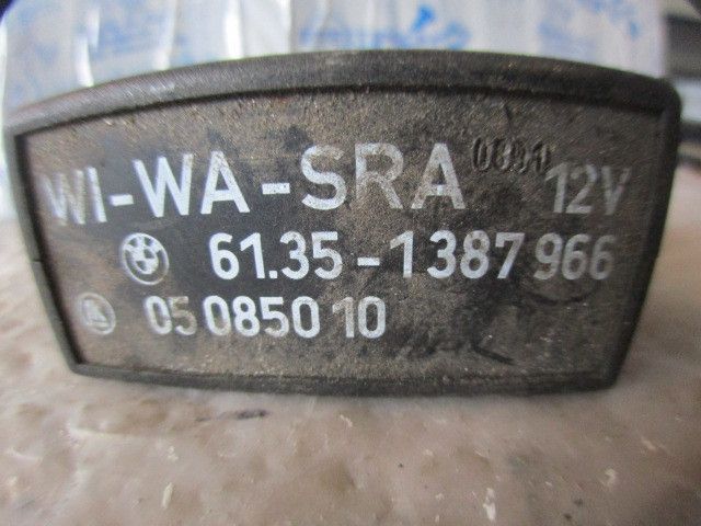 Botão / interruptor electromecânico / relé BMW 3 (E36)