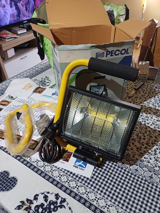 Projetor  220v led