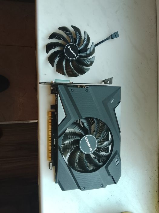 Відеокарта GIGABYTE GeForce GTX 1650 Super GDDR6