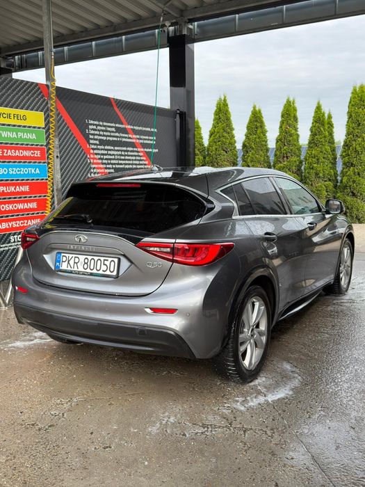 Infiniti Q30 , infiniti q30