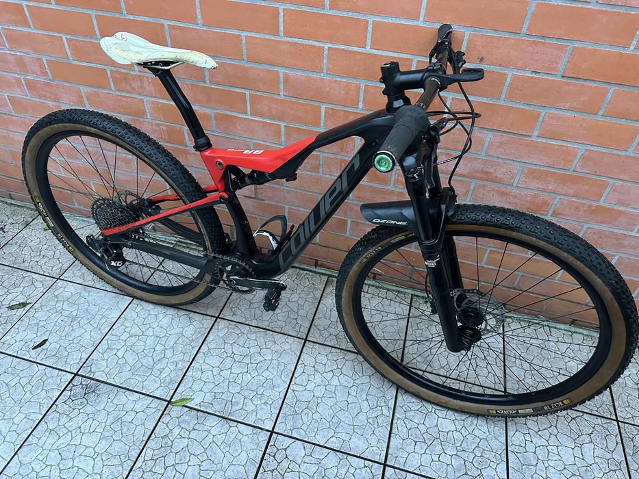 Bicicleta btt carbono suspensao total Roda 29 coluer Stake