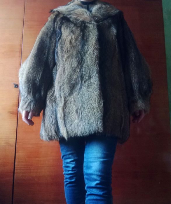 Натуральна шуба, вовк, стан ідеальний