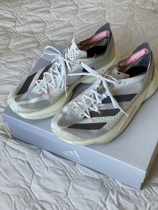 Adidas Adizero Adios Pro 3 сірі кросівки 44 розмір