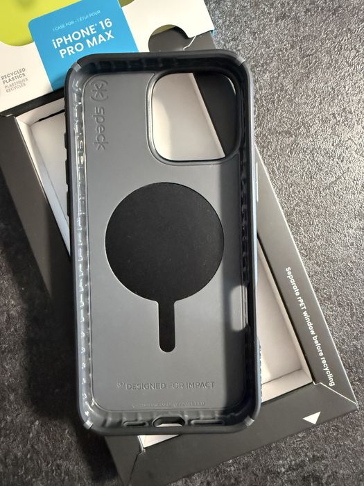 Чохол Speck Presidio2 Grip MagSafe для iPhone 16 Pro Max (новий)