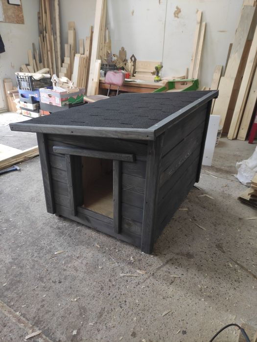 Buda dla psa L ocieplona