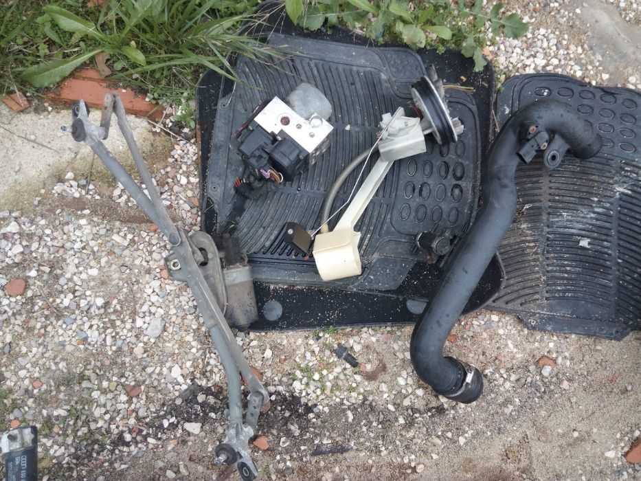 Material Audi A4 1.9 TDI de 1999