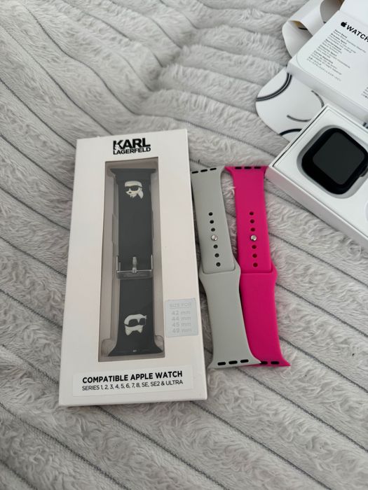 Apple Watch SE (Gen 2)  44mm