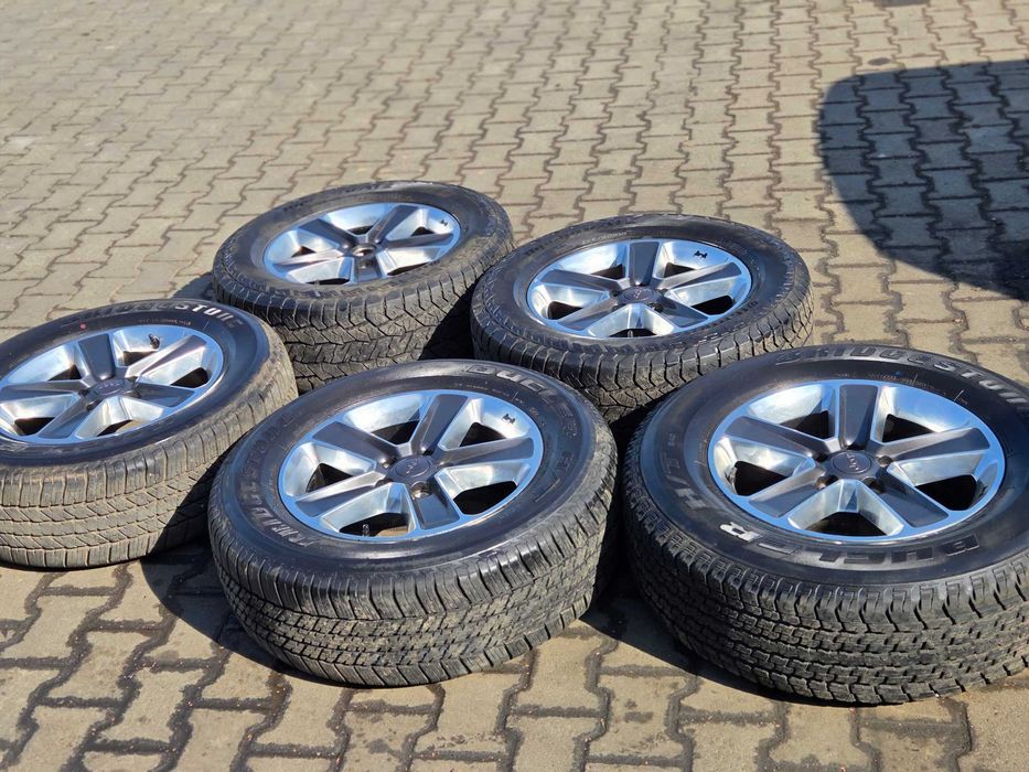 Колеса в зборі на Wrangler R18 5x127 резина 265/60 R18