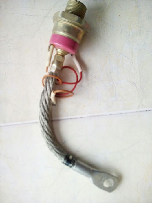 Радиодетали СССР из сундучка