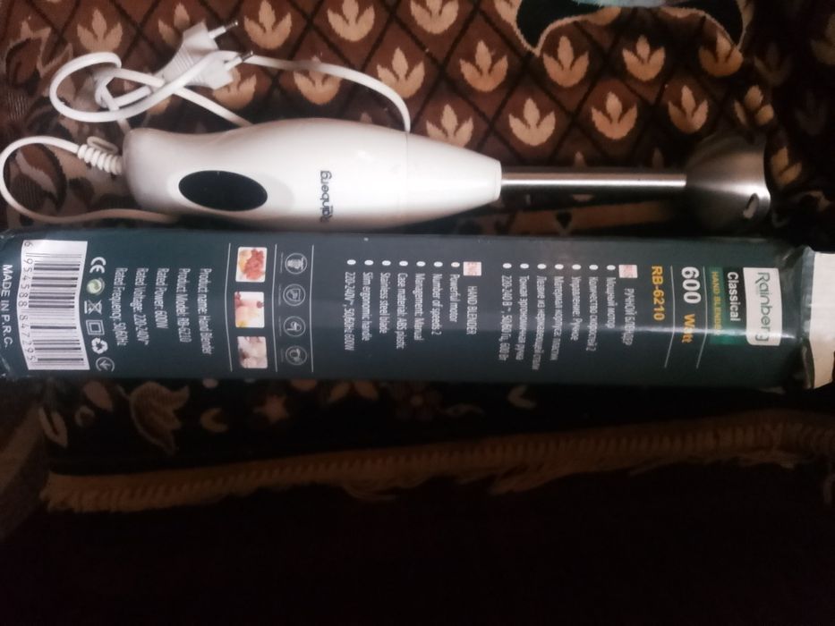 Продам блендер на дві швидкоств