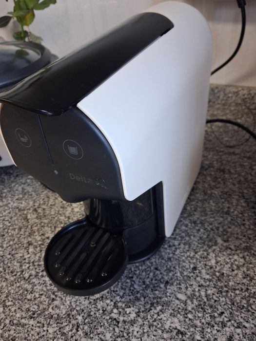 Máquina Delta q  branca