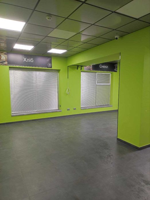 Оренда нежитлового приміщення (м. Радехів, пр-т.Відродження).