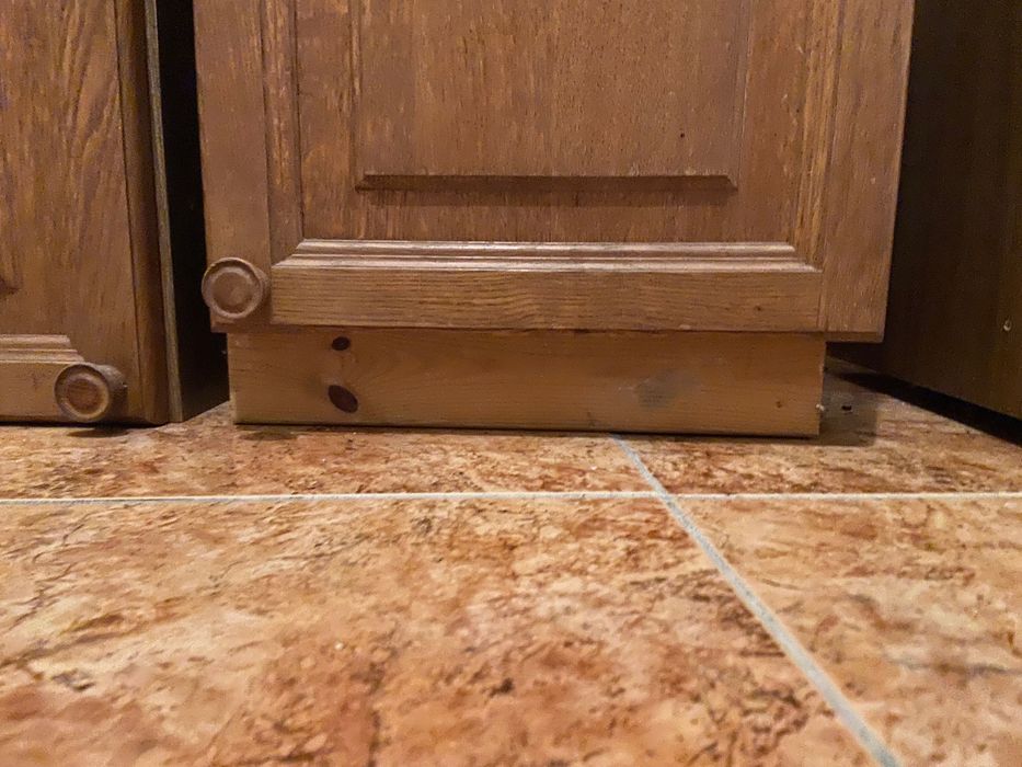 Cozinha rústica carvalho — 4 módulos base + painel bancada + garrafas gás