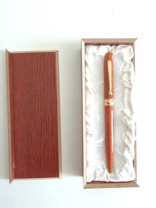 3 Canetas Esferográficas