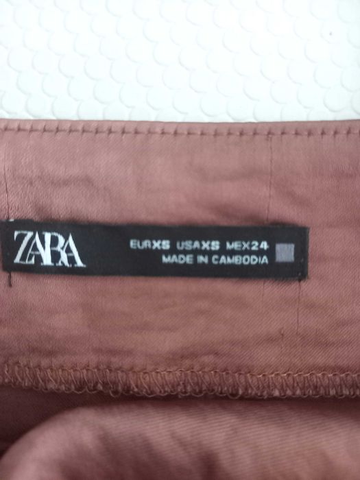Top castanho, Zara, Tam XS, NOVO (Portes incluídos)