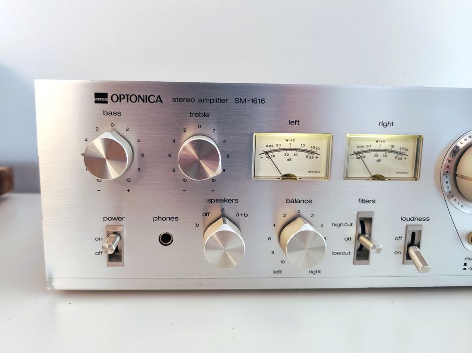Optonica SM 1616 Amplificador