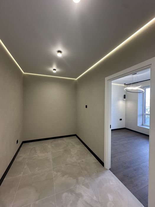 Продаю бюджетну квартиру