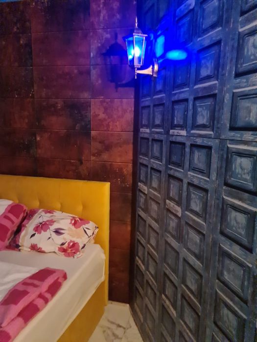 .    APARTAMENT  vip. KRAKOW  Centrun Wislane Tarasy. Noclegi.na doby.2 pokoje. WISLANE TarasY . . PARKING .
