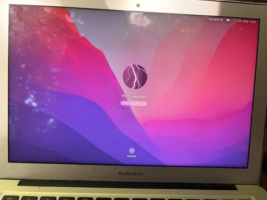Macbook Air Monterey