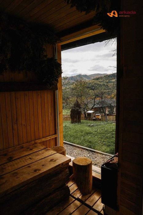 Дохідна Карпатська садиба в Маняві – готовий старт бізнесу          d