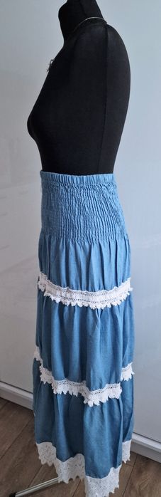 Spódnica jeans z koronką.