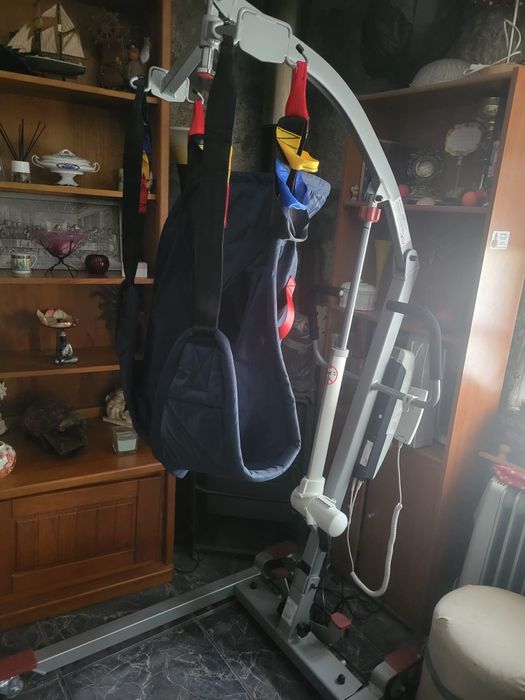 Elevador elétrico MOBICLINIC