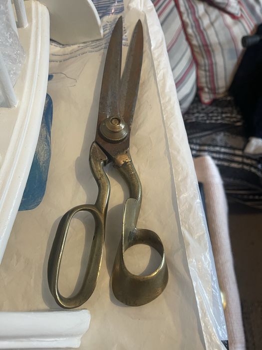 Tesoura de alfaiate 100 anos