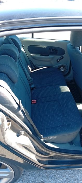 Renault Clio com alguns extras do Clio spore