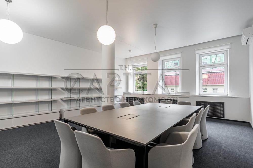 Продаж комерційного приміщення, вул. Є. Чикаленка, Шевченківський р-н