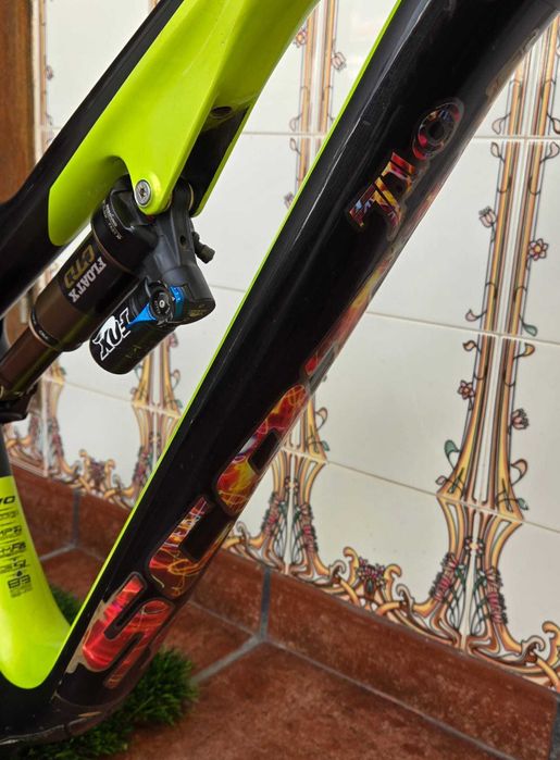 Quadro carbono Scott Genius LT Plus 2017 - 29er ou 27,5er