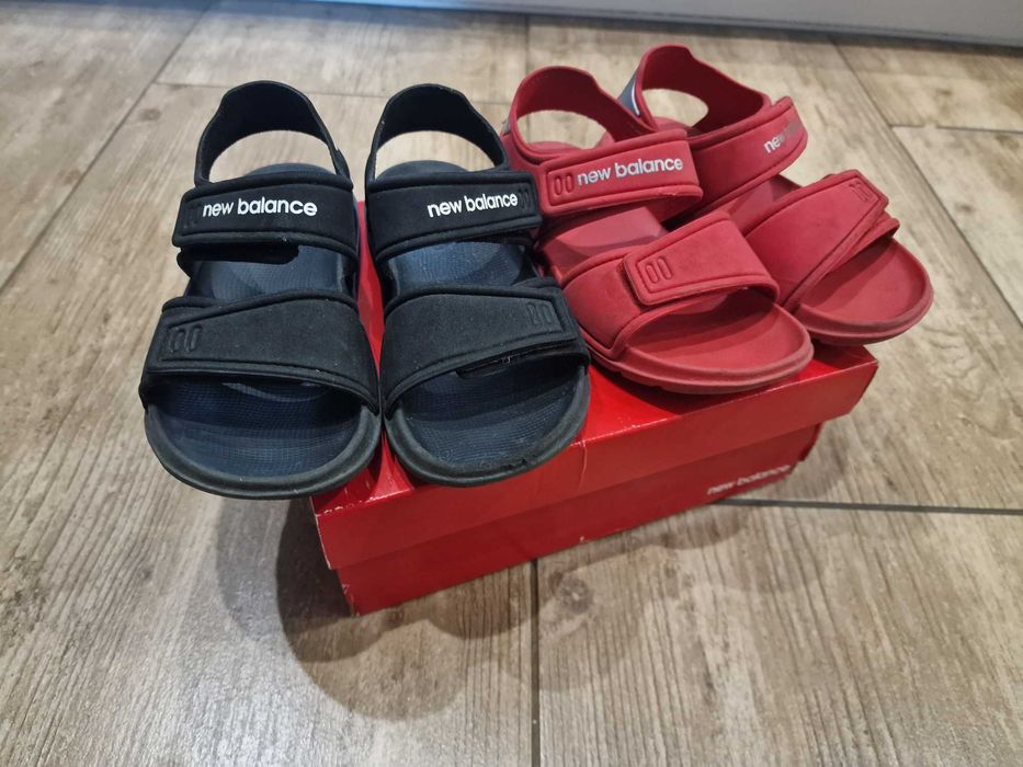 Sandałki New Balance r. 27,5